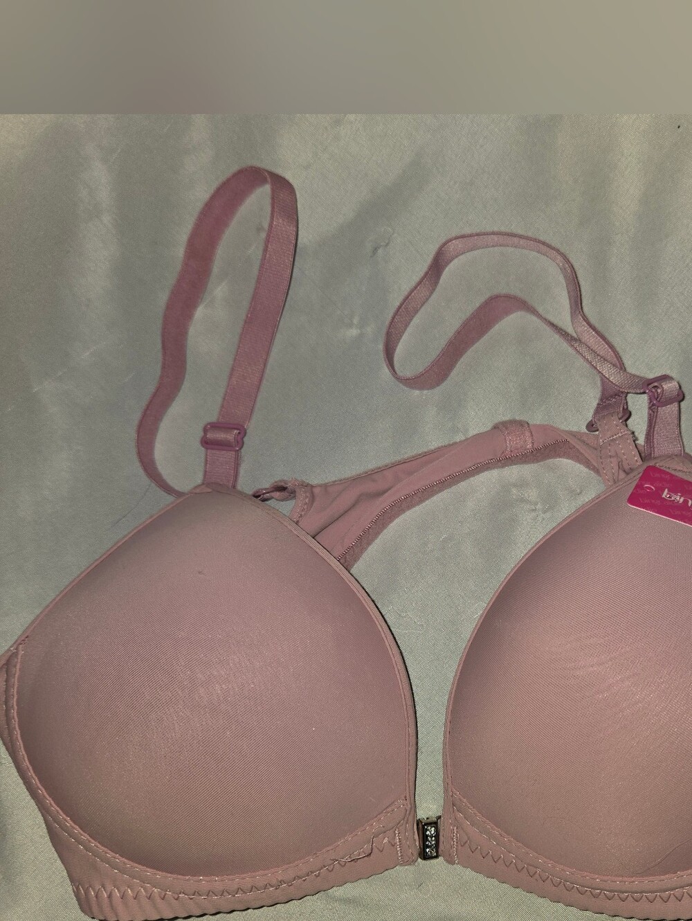 Bing Caidie Woman's  Mauve Smooth Padded Everyday Bra with Front Closure 38/85